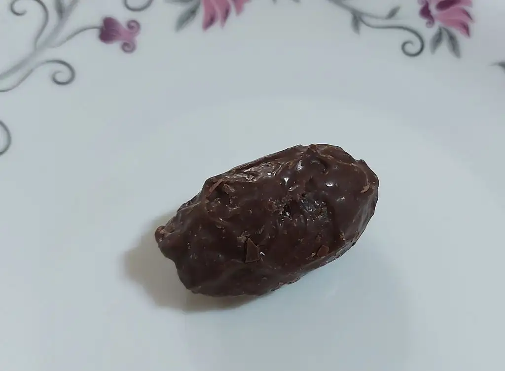 Ahmadi Dates